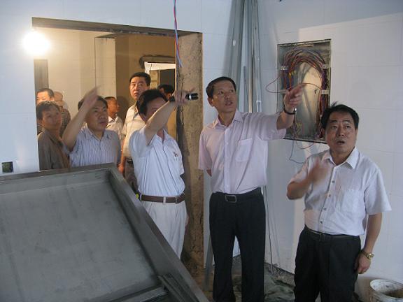 集团公司董事长肖玉龙视察集团所属止园饭馆二期装修刷新工程-bevictor伟德官网