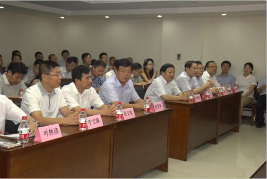 集团公司董事长肖玉龙获陕西省首批英国皇家特许制作师职业资格认证-bevictor伟德官网